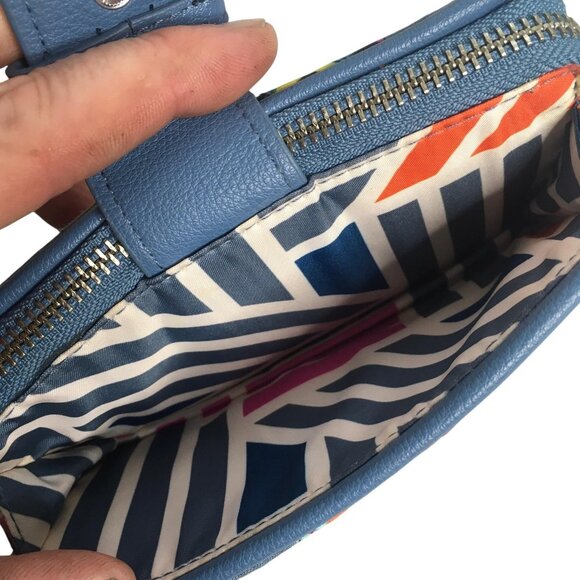 Vera Bradley Wallet Wristlet Painted Medallions Quilted Zip Around RFID - Picture 4 of 12